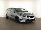 Kia Ceed (2022) 1.5 T-GDI, ČR,1.maj - náhled 1