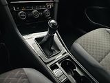Volkswagen Golf 1.0TSI MANUÁL VÝHŘEV TAŽNÉ  - náhled 31