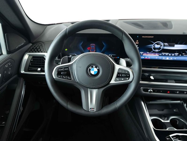 BMW X6 xDrive30d - fotka 13 z 22