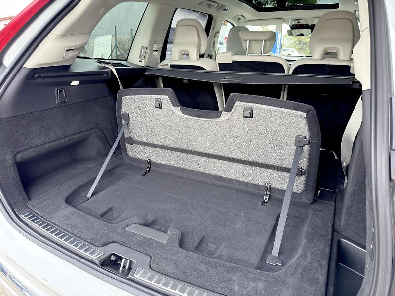 Volvo XC90 T8 AWD RECH. INSCRIPTION   - fotka 18 z 56