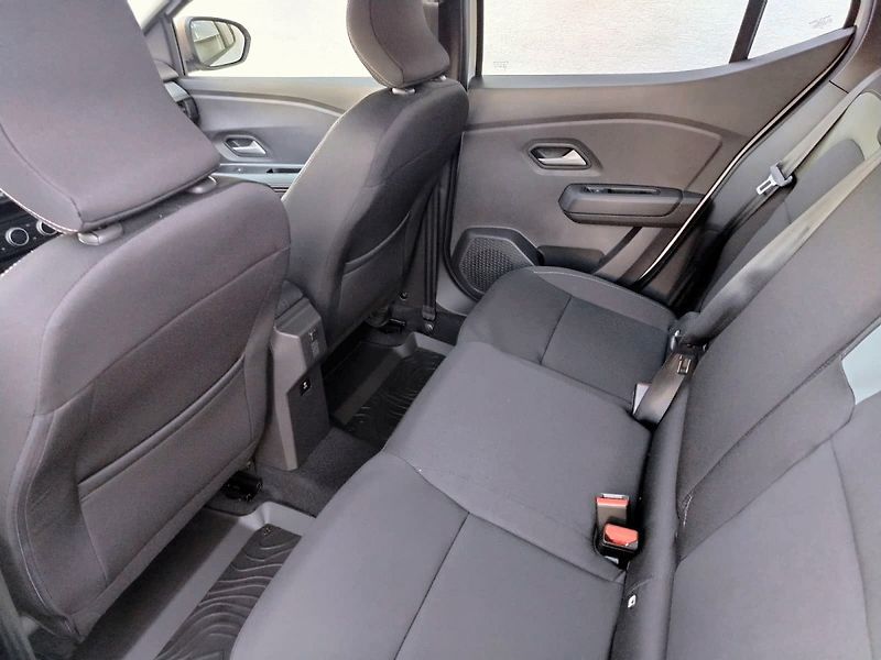 Dacia Sandero (2026) Stepway Extreme ECO-G 120 - fotka 8 z 12