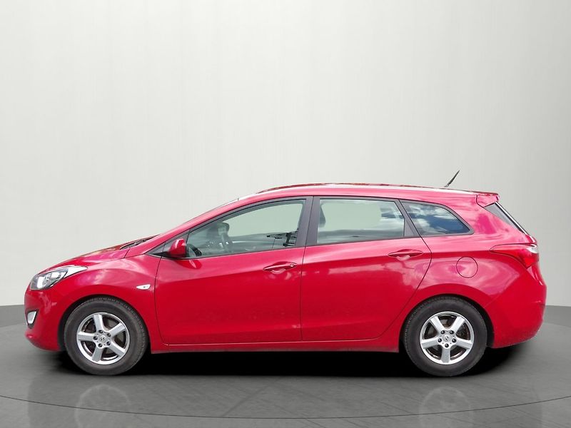 Hyundai i30 1.4i CVVT Trikolor ČR - fotka 2 z 28