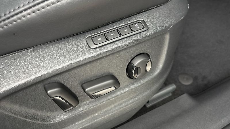 Škoda Kodiaq 2.0 TDI DSG 4x4 L&K - fotka 23 z 32