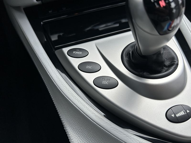 BMW M6 E63 V10 Coupe - fotka 27 z 35