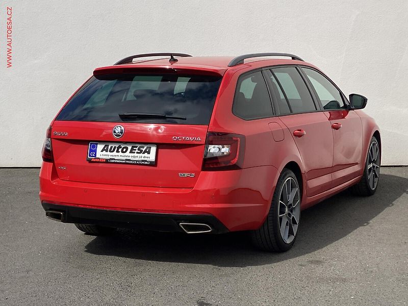 Škoda Octavia (2019) 2.0 TDi 4x4, RS, DSG, +ALU - fotka 4 z 19
