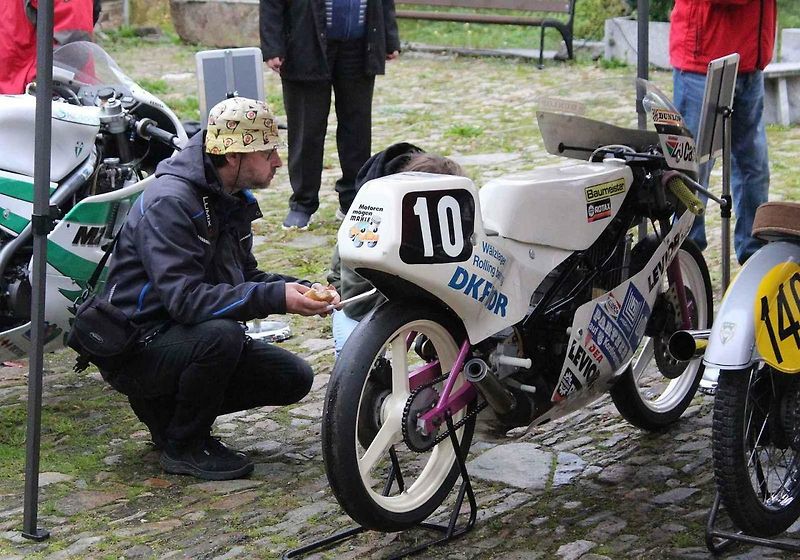 Suzuki 125 Thomase Schulzeho z roku 1986.