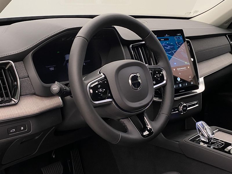 Volvo XC90 (2026) T8 AWD Plug-in BRIGHT PLUS 7m - fotka 4 z 73