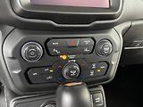 Jeep Renegade 1,3T 4xe*AWD*Distronic*DPH - náhled 22
