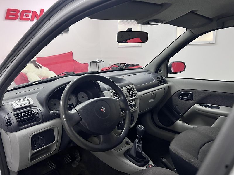 Renault Thalia 1.4 55 kW, Manuál, 1.majitel - fotka 10 z 15