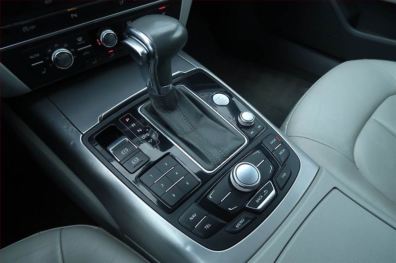Audi A7 (2011) 3.0 TDI, 4X4, Automat - fotka 13 z 25