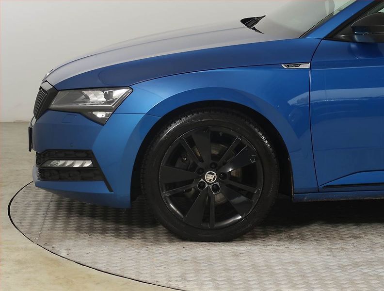 Škoda Superb (2020) Sportline 2.0 TDI - fotka 15 z 29