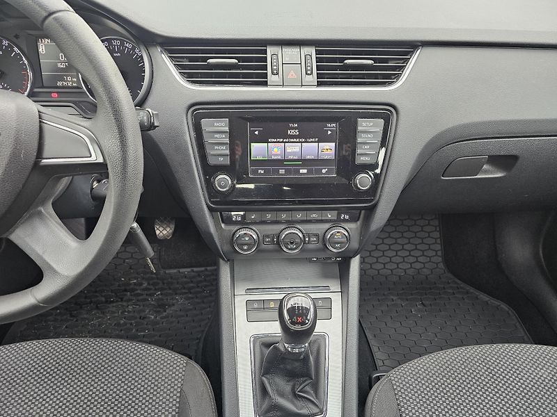 Škoda Octavia (2013) 3 2.0TDI 4x4 AMBIENTE - fotka 13 z 22