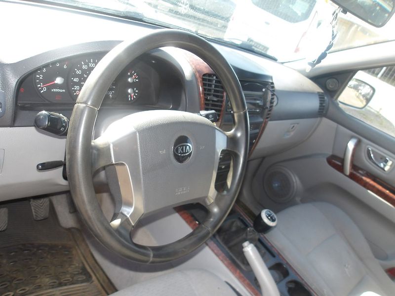 Kia Sorento 2,5CRDi 4x4 NOVÁ RAMENA +PNEU - fotka 17 z 31