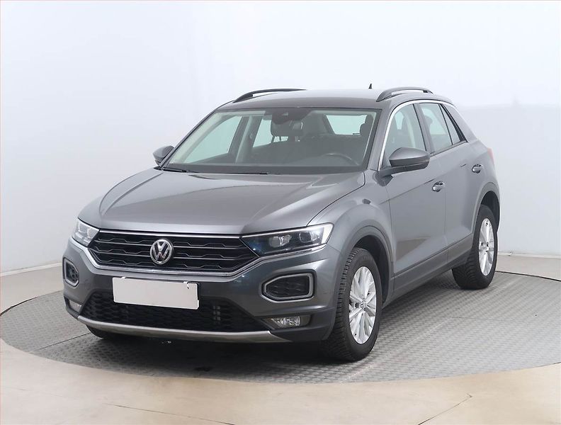 Volkswagen T-Roc (2019) 2.0 TDI, Tempomat - fotka 2 z 14