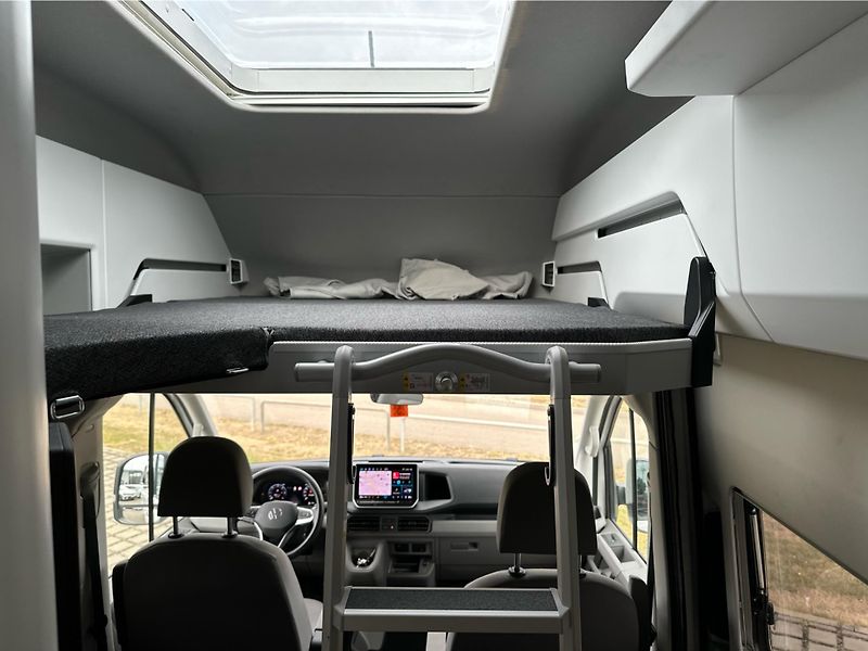 Volkswagen Grand California 600 2.0 TDI 120kW DSG, Klimati - fotka 24 z 29