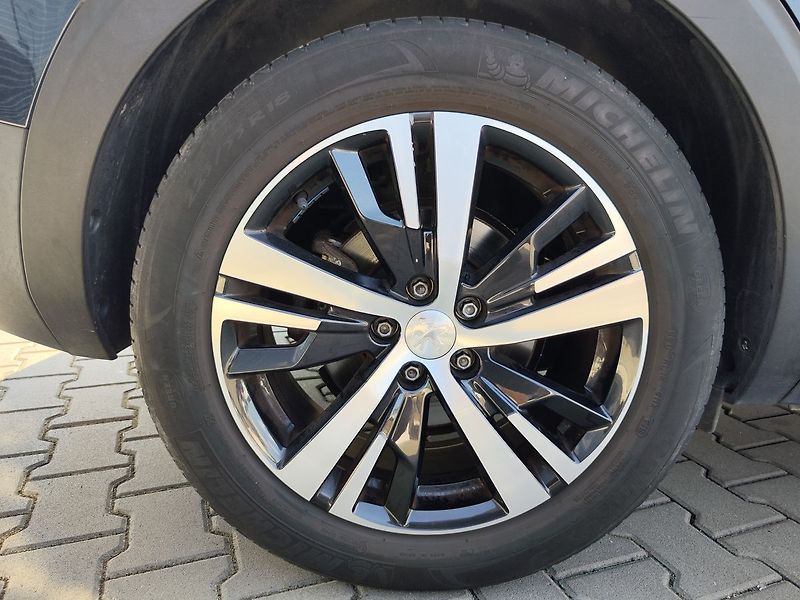 Peugeot 5008 1.5 HDI/96kW Allure - fotka 36 z 36