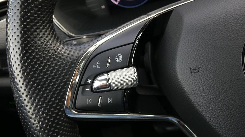 Škoda Octavia 2,0 TDI Style 110 kW - fotka 11 z 23