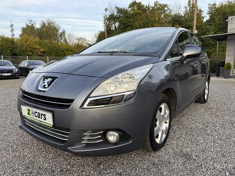 Peugeot 5008 2.0HDi 110kW Navi Panorama - fotka 1 z 20