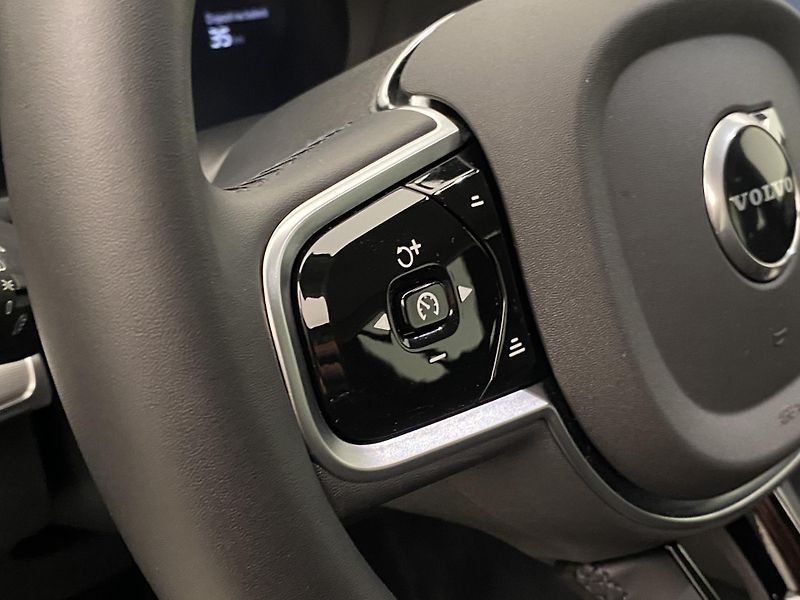 Volvo XC90 B5 AWD BRIGHT PLUS AUT CZ 7M - fotka 20 z 59