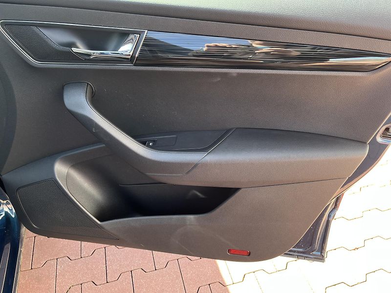 Škoda Karoq 1.5 TSi DSG 110 kW Full Led - fotka 18 z 30