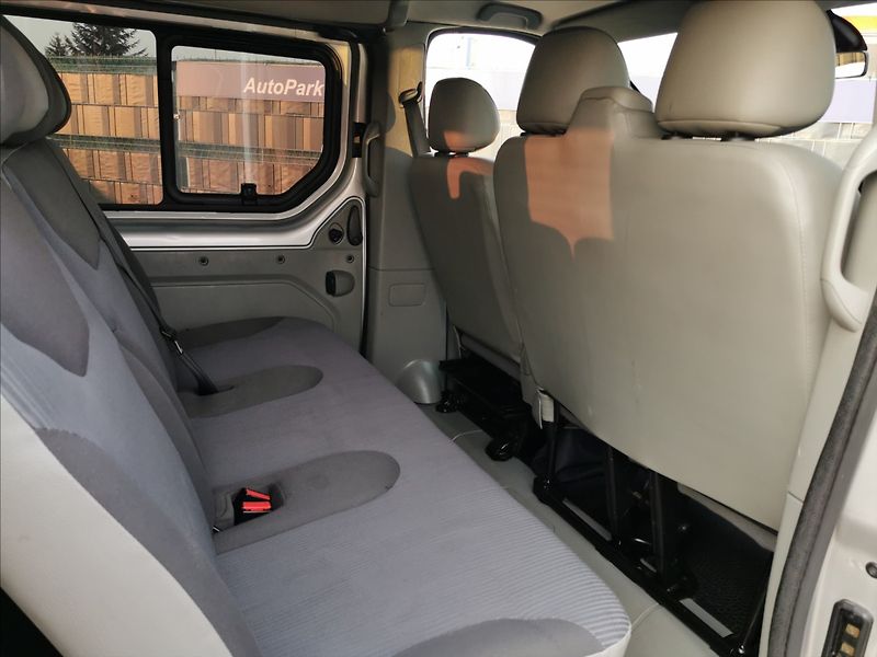 Opel Vivaro 2.0 CDTi 9míst - fotka 17 z 17