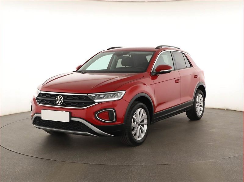 Volkswagen T-Roc (2024) 1.0 TSI - fotka 2 z 14