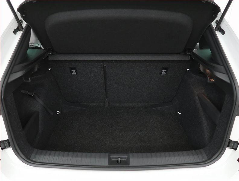 Škoda Kamiq (2024) Monte Carlo 1.5 TSI - fotka 14 z 29