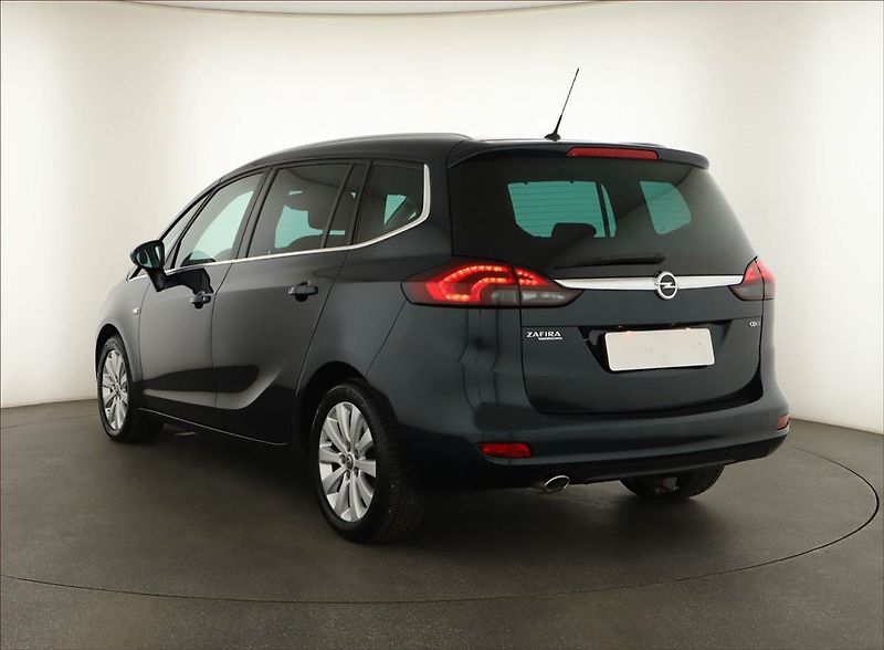 Opel Zafira (2016) 2.0 CDTI, Automat, Xenony - fotka 4 z 15