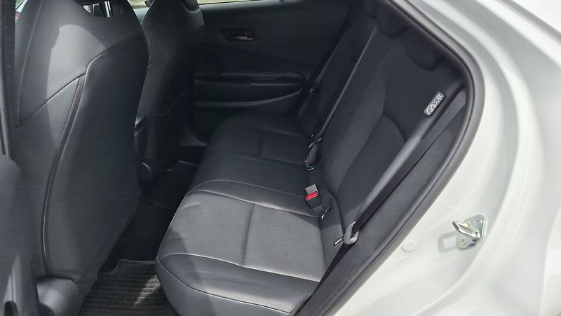 Toyota C-HR Executive Tech 1.8L - fotka 11 z 30