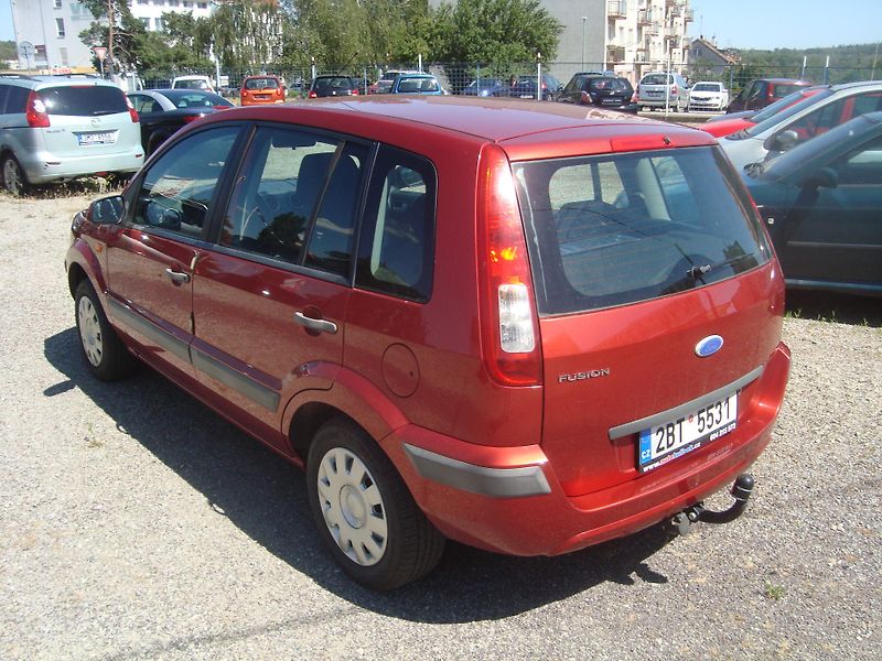 Ford Fusion (2008) 1,4 - fotka 4 z 16