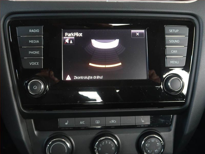 Škoda Octavia (2013) 1.2 TSI, Serv.kniha, Tempomat - fotka 12 z 13