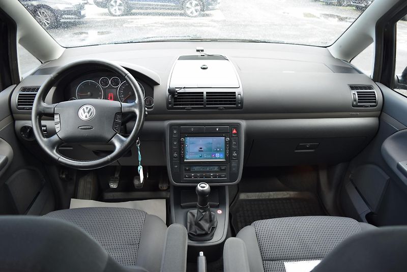 Volkswagen Sharan (2009) 1.9TDI 85kw 4MOTION BUSINESS  - fotka 17 z 43
