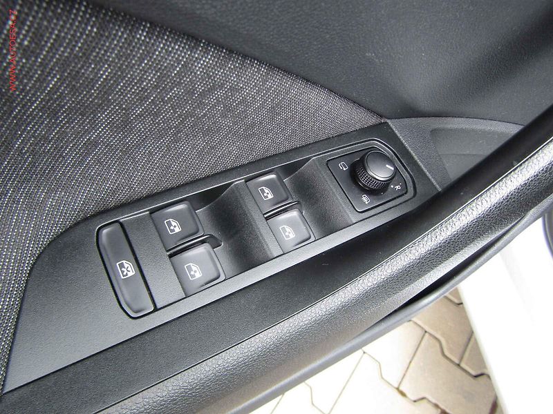 Škoda Scala (2019) 1.0 TSi, ČR, Style - fotka 11 z 20