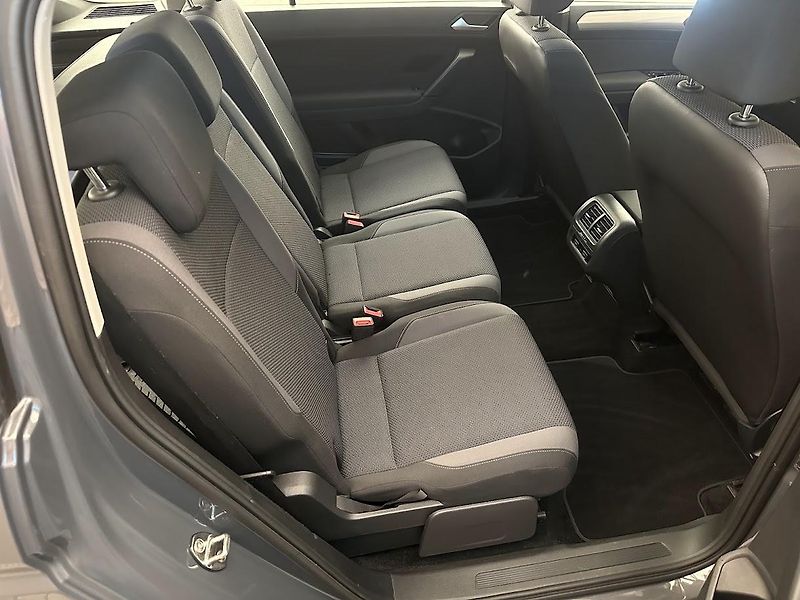 Volkswagen Touran (2021) 2.0 TDi Trendline Pano.  - fotka 14 z 25
