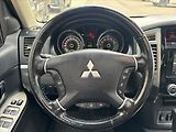 Mitsubishi Pajero 3,2 DI-D  Instyle 4x4+Serviska - náhled 16