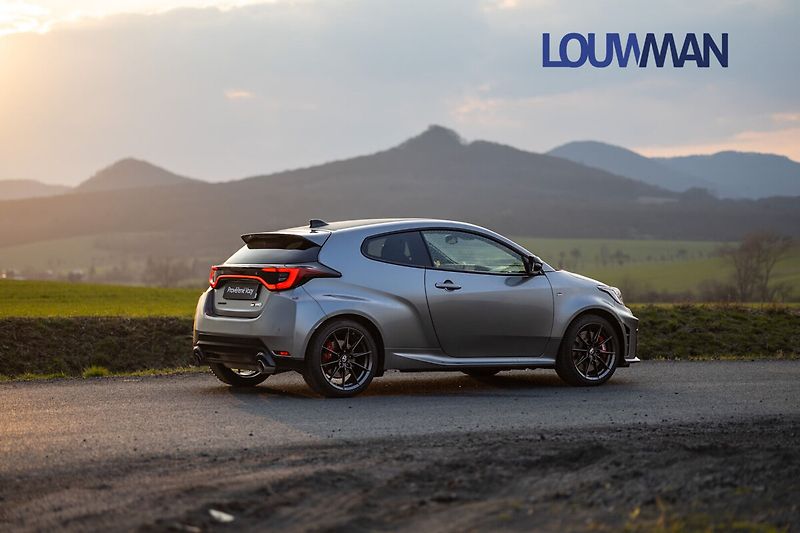 Toyota GR Yaris 1,6   GR Turbo Dynamic VIP MT - fotka 27 z 28