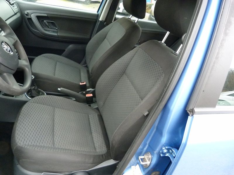 Škoda Fabia 1.2 Tsi - fotka 9 z 19