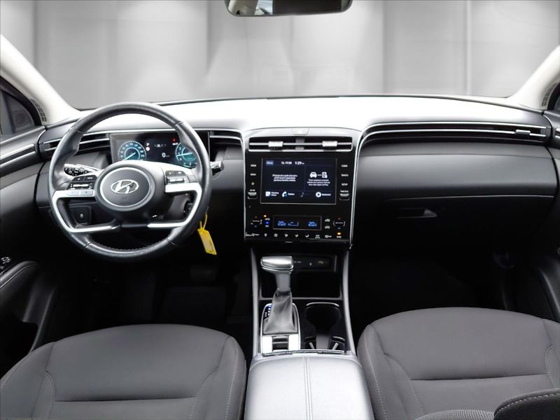 Hyundai Tucson 1,6   1.6 T-GDI MHEV Smart DCT - fotka 20 z 25