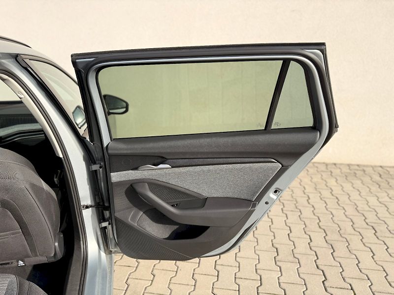 Škoda Superb (2024) COMBI SELEC TD 110/2.0 A7F - fotka 11 z 35