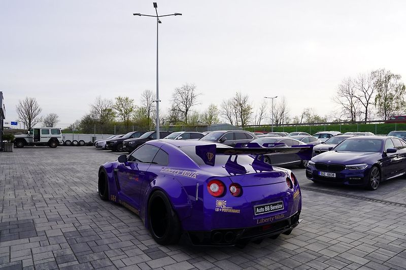 Nissan GT-R Liberty Walk - fotka 4 z 30