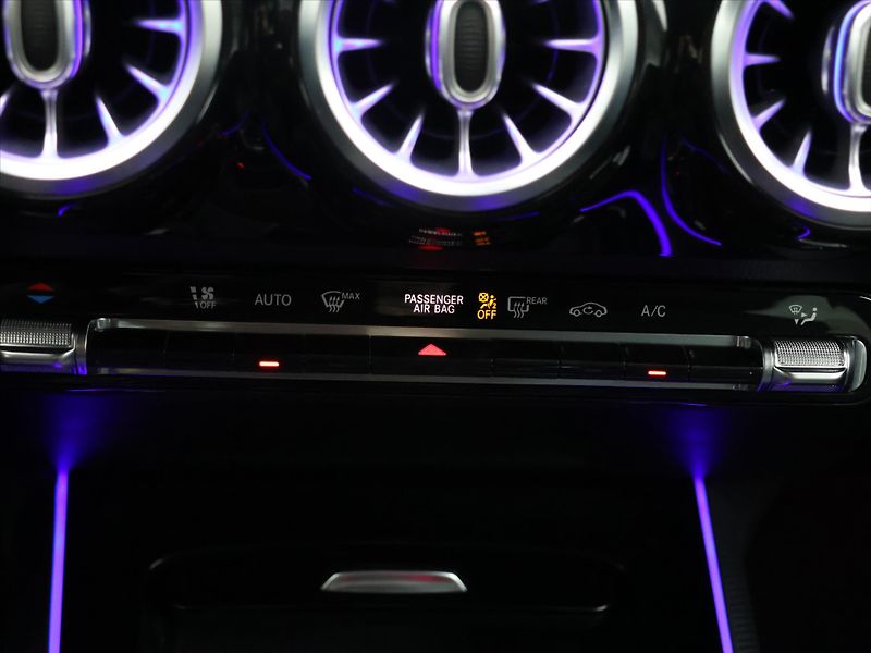 Mercedes-Benz Třídy B 2,0 200d 110kW Aut. LED CZ - fotka 27 z 36