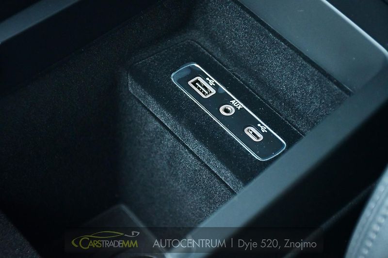 Alfa Romeo Stelvio 2.9V6 Bi-T.382 kW QUADRIFOGLIO - fotka 39 z 56