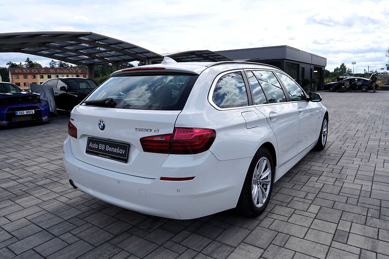 BMW Řada 5 520d xDrive/185 PS/kůže/AT - fotka 6 z 39