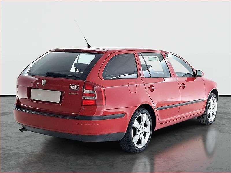Škoda Octavia (2008) 1.6, po STK, rezervace - fotka 5 z 16