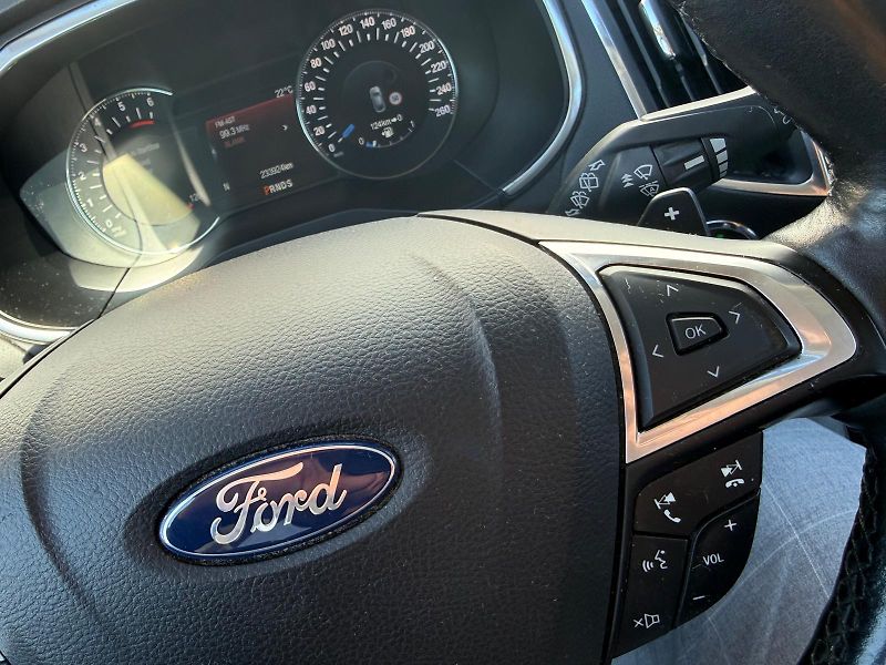 Ford Galaxy 2,0 TDCi 110kW Titanium AT - fotka 18 z 29