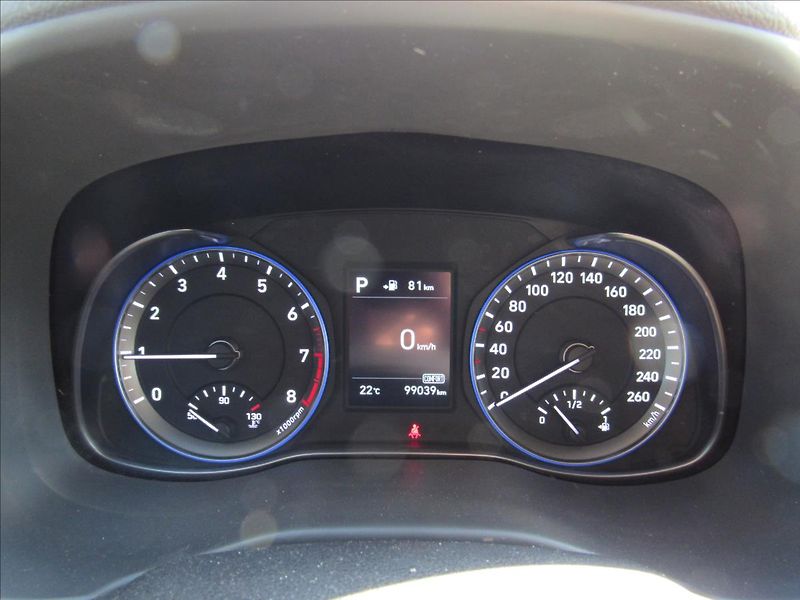 Hyundai Kona 1,6 T-GDI 4x4 Aut Best of Styl - fotka 13 z 36