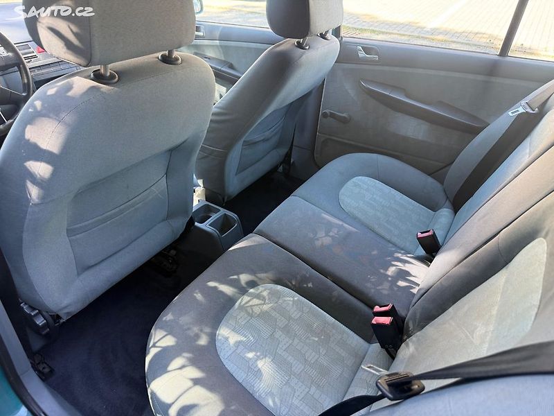 Škoda Fabia (2001) 1.4MPI, 44kw - fotka 13 z 20