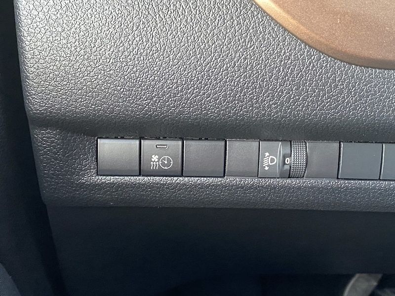 Toyota ProAce Verso 2.0D, ČR, Family L2, DPH - fotka 17 z 19