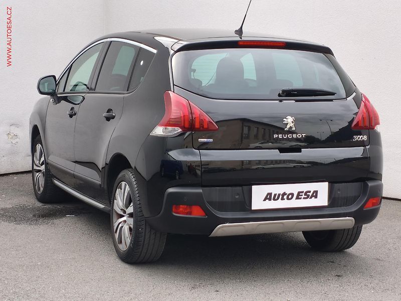 Peugeot 3008 (2015) 1.6 HDi, Style - fotka 6 z 17