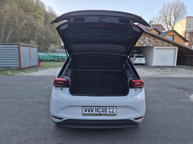 Volkswagen ID.3 110kw, PURE, SOH 91,4% - fotka 14 z 45